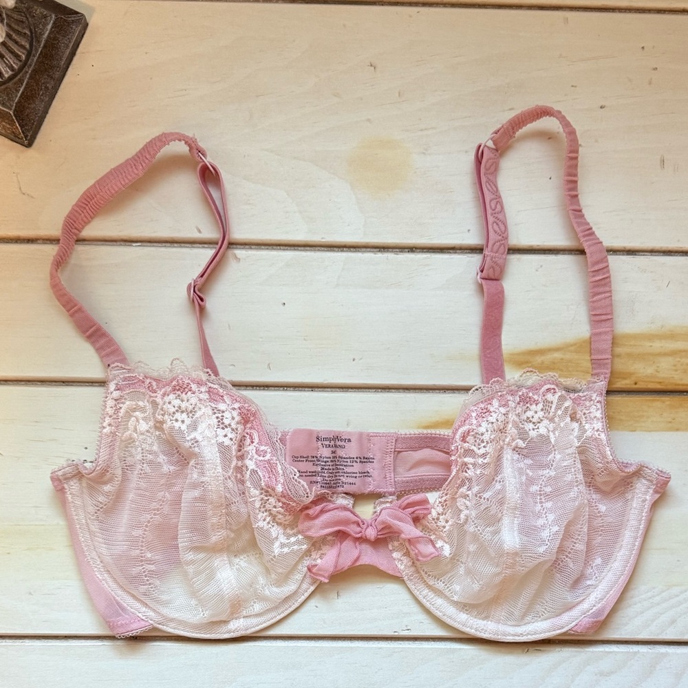 Simply Vera Vera Wang Pink Lace Underwire Bra